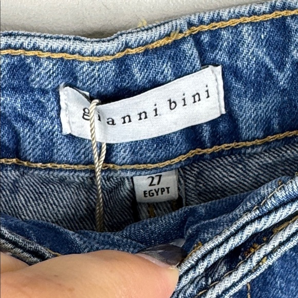 Gianni Bini Women’s Size 27 Two Tone Blue and White Denim Jean Shorts - Picture 6 of 7